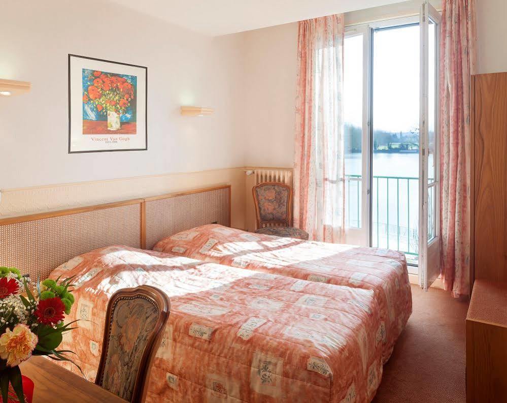 Logis Hotel & Restaurant - Le Normandie Caudebec-en-Caux Ngoại thất bức ảnh
