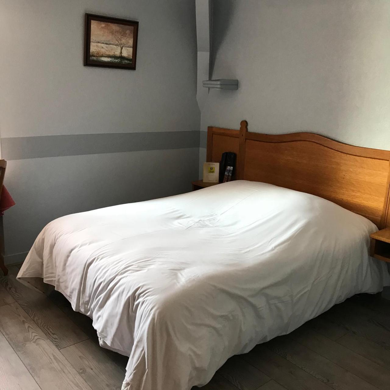 Logis Hotel & Restaurant - Le Normandie Caudebec-en-Caux Ngoại thất bức ảnh